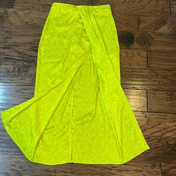 New York & Co NYCO Leopard Satin Midi Skirt Size 4 Neon Green Yellow Small 29W - Picture 14 of 16